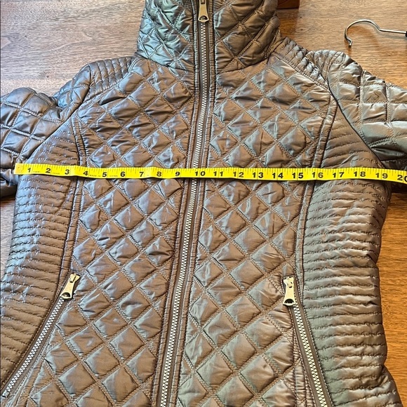 Marc Jacobs New York Andrew Marc Gray Quilted Jacket Size S - Picture 13 of 14